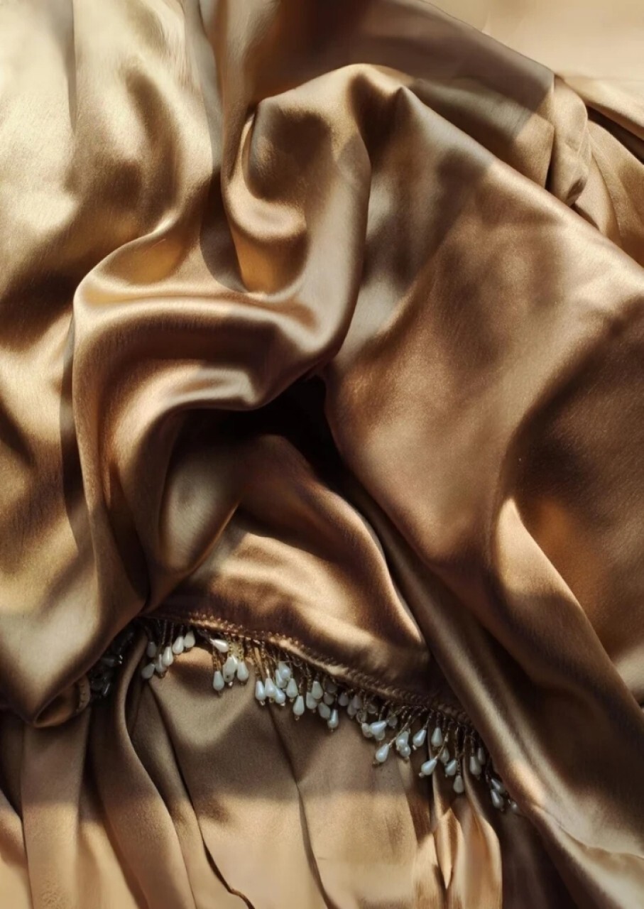 Solid/Plain Bollywood Satin, Silk Blend Saree (Gold)
