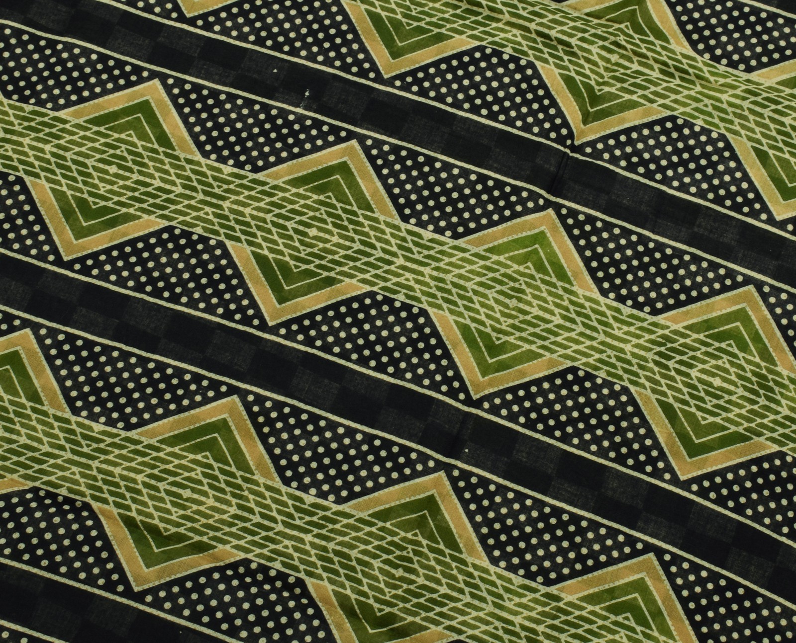 Sushila Vintage Green Saree 100% Pure Cotton Printed 5 Yard Soft Craft Fabric