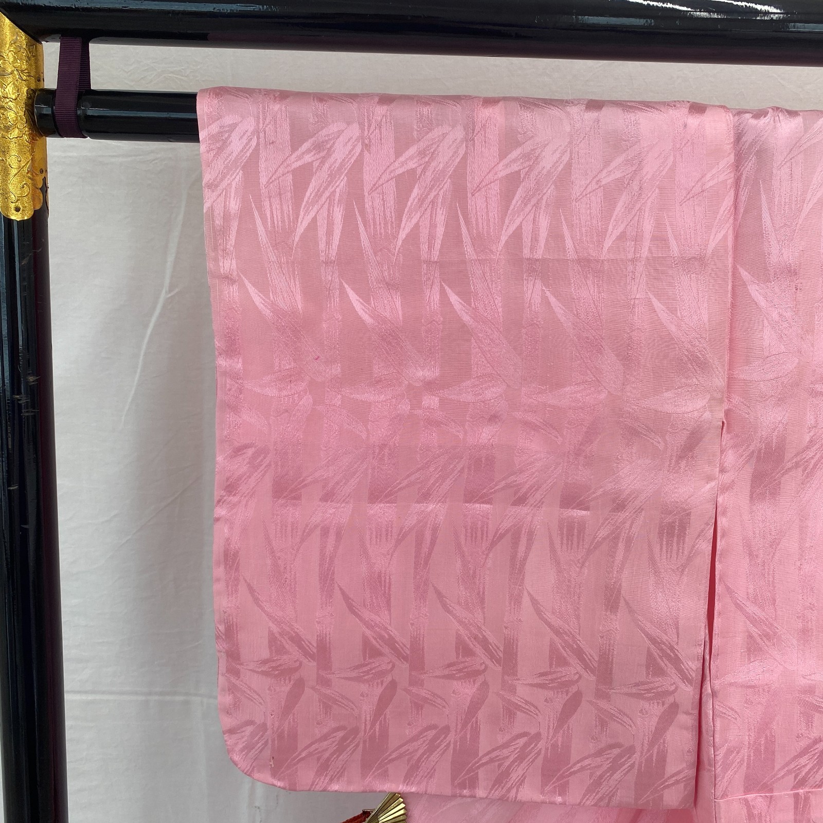 Japanese Vintage Kimono Polyester Pink No Lining Traditional Length 48 in