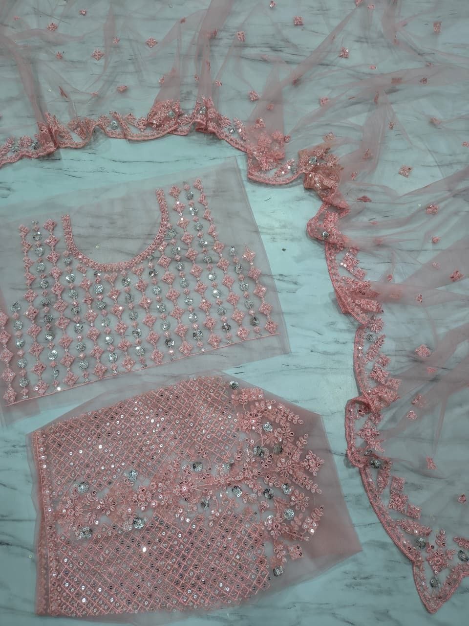 Party Wear Saree Designer Saree Blouse Sequins Net Sari Bollywood Indian Bride