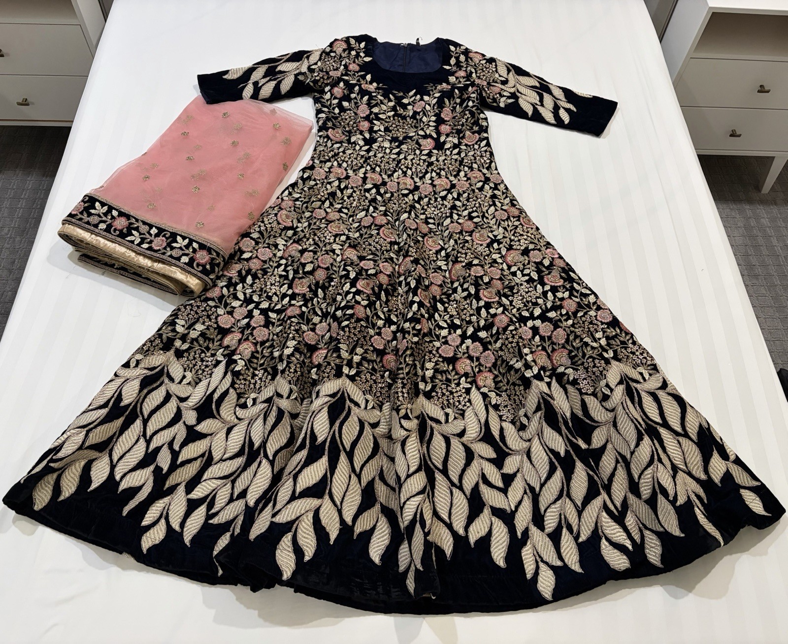 Punjabi Indian Anarkali Dress Black Gold Floral Embroidery Dupatta Velvet Gown