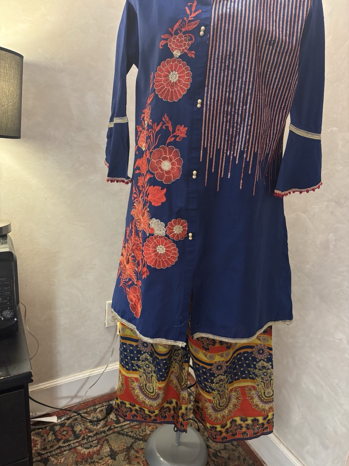 Pakistani Designer Embroidered Cord Set! XL 42