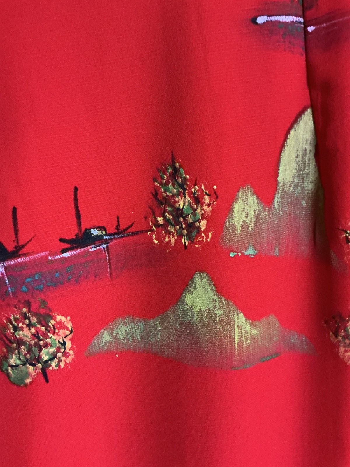 VIETNAMESE AO DAI LONG TUNIC RED SILK HAND PAINTED SZ. S