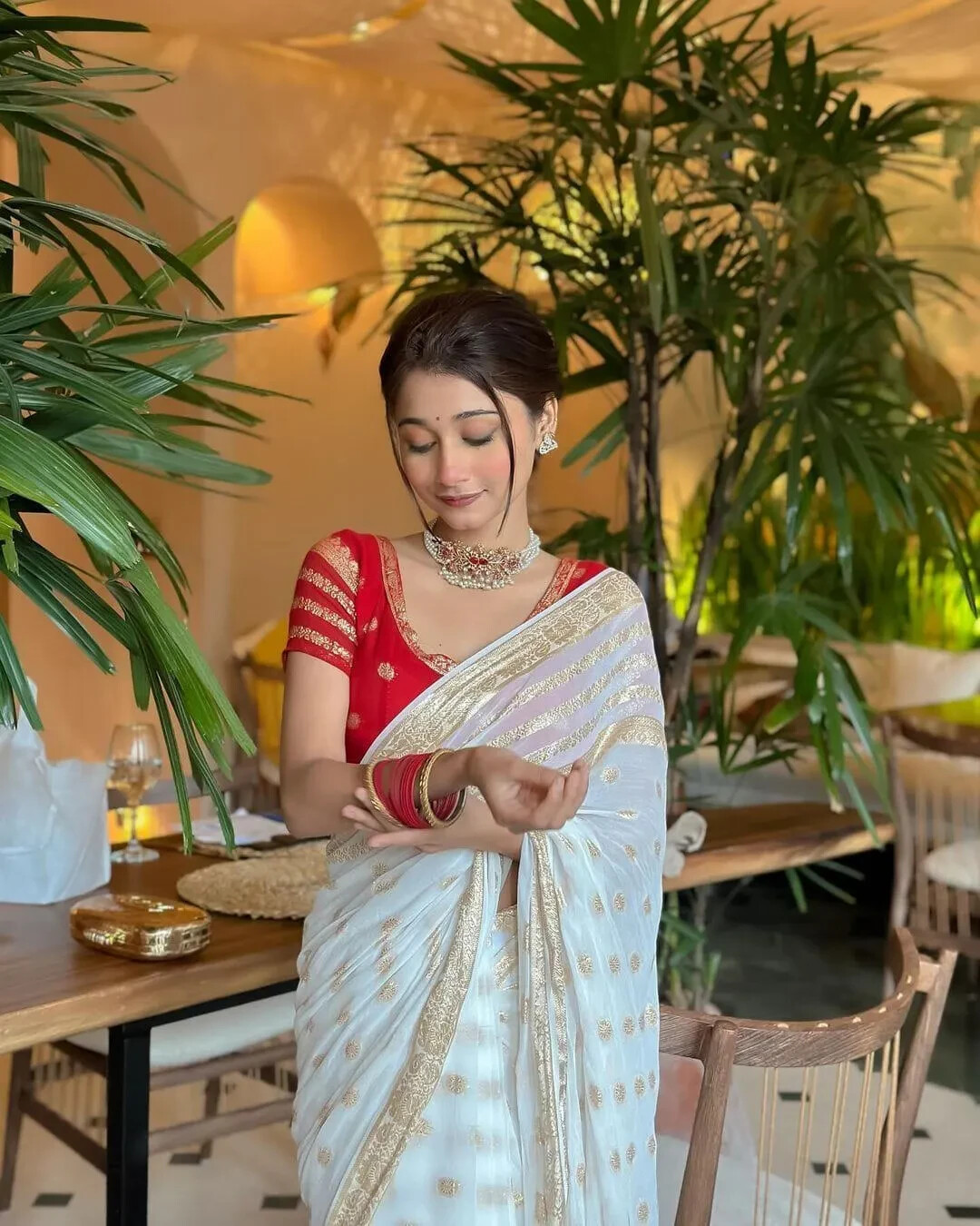 Red White Viscose Georgette Saree Gold Border Sari + FREE Petticoat & Blouse