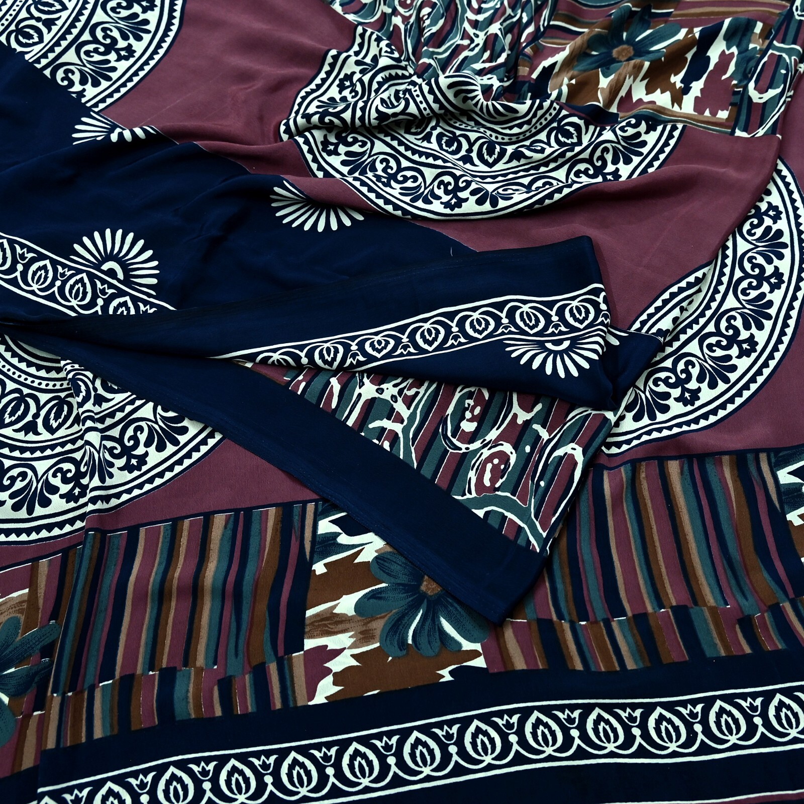 Vintage Sari Pink & Blue Moss Crepe Printed Sarees Craft Fabric 5yd Sewing Soft