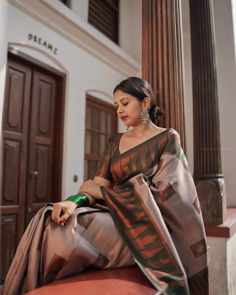 Rose Gold Green Lichi Silk Saree Rich Pallu Jacquard Work All Over Indian Sari