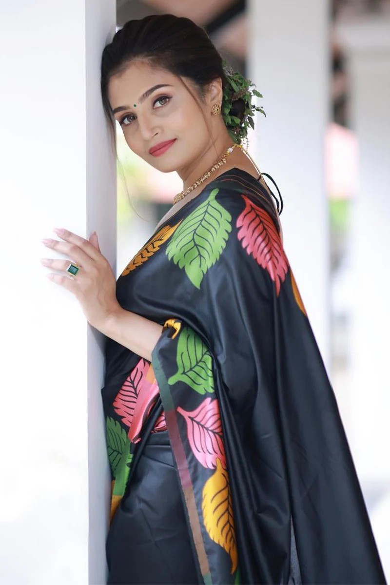 Women Banarasi Silk Saree Zari Leaf Jacquard Work Black Color With Blouse Piece