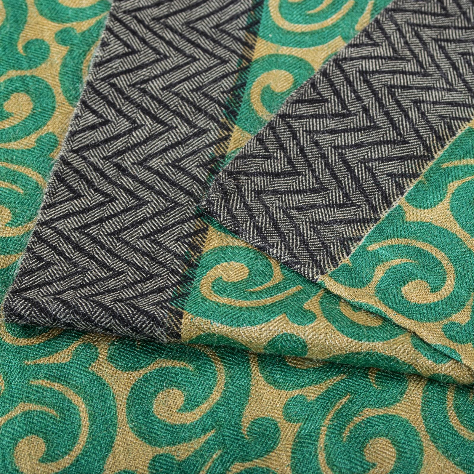 Sanskriti Vintage Green Pure Woolen Saree Spiral Print Sari Soft Craft 5Ydfabric