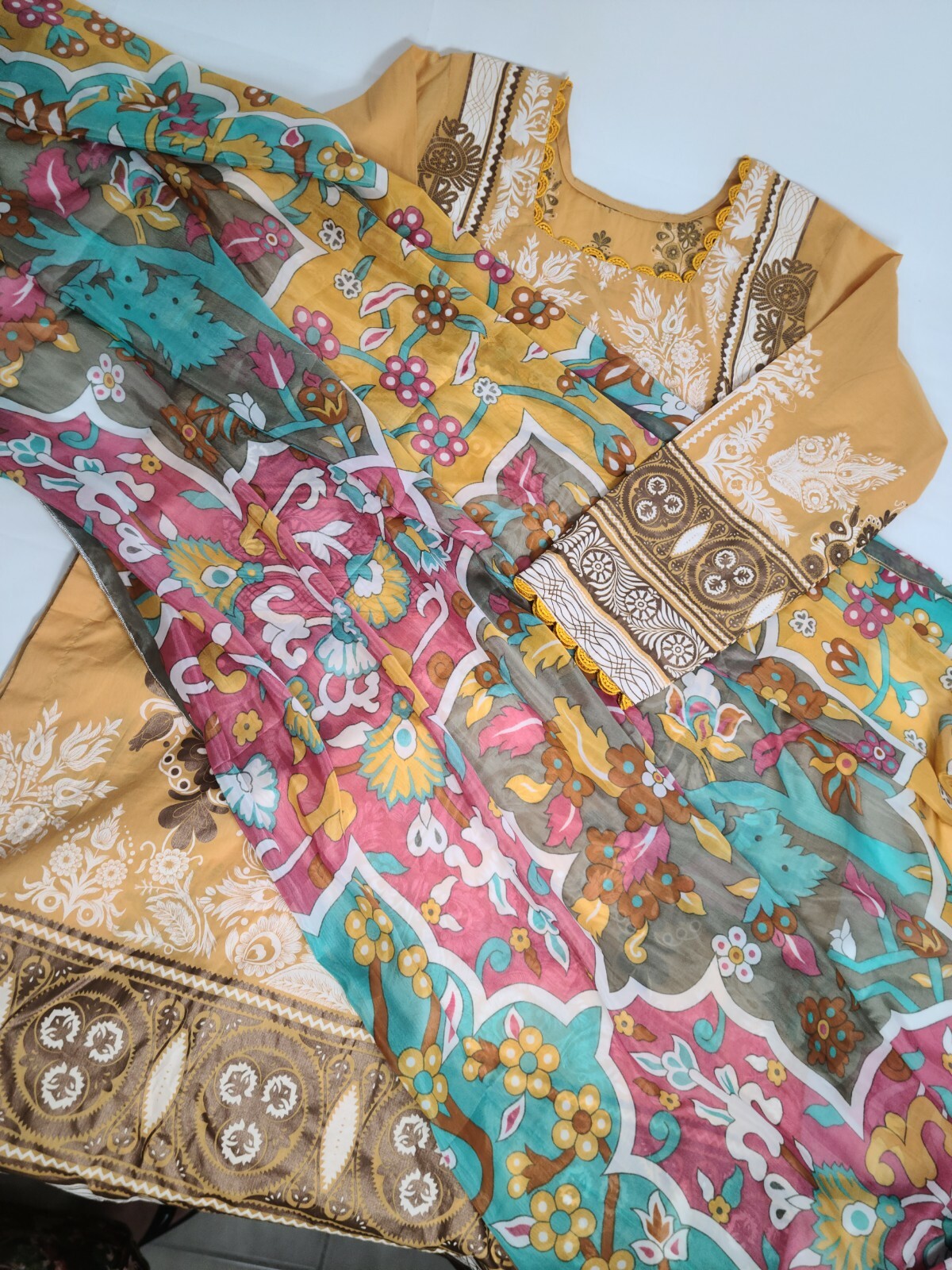 Pakistani Lawn Printed Kurti Dupatta Free Trouser Bust 48 3XL Chiffon Dupatta