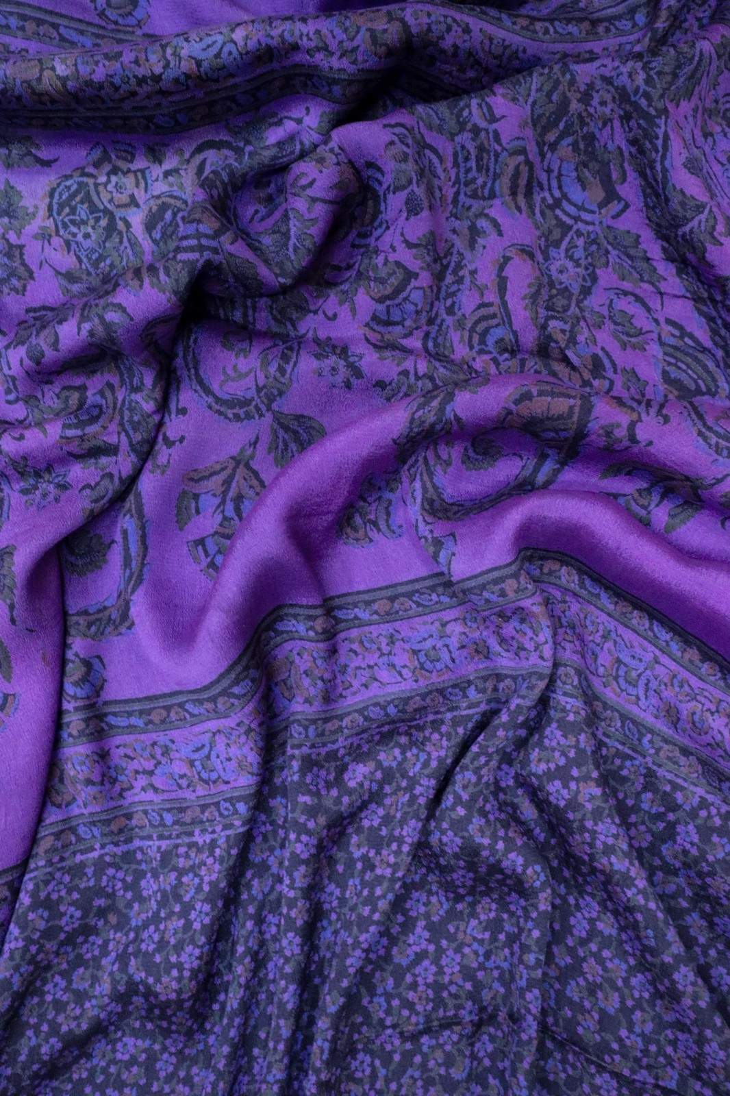 Vintage Chiffon Silk Saree, Lightweight Fabric for DIY & Sewing CS1238