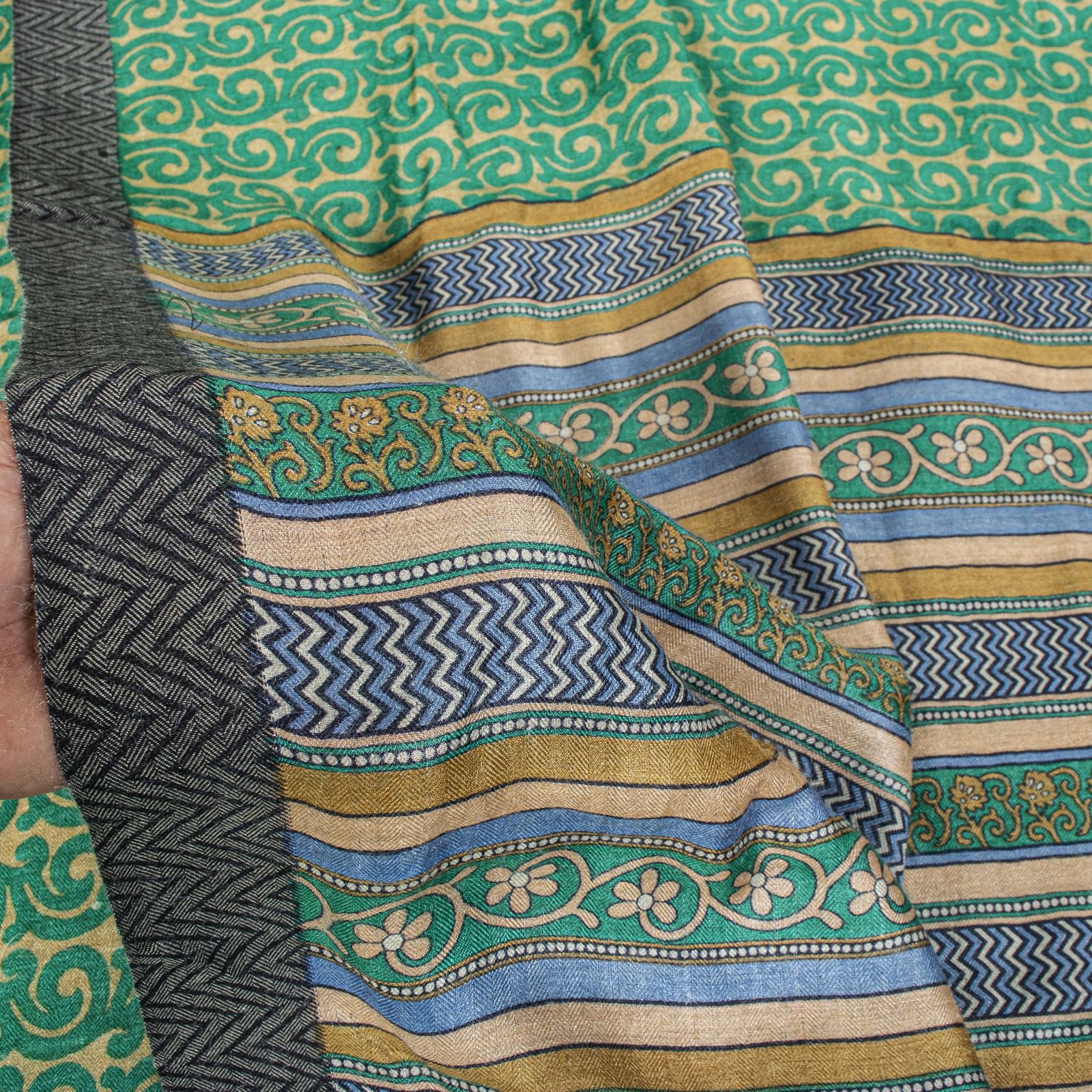 Sanskriti Vintage Green Pure Woolen Saree Spiral Print Sari Soft Craft 5Ydfabric
