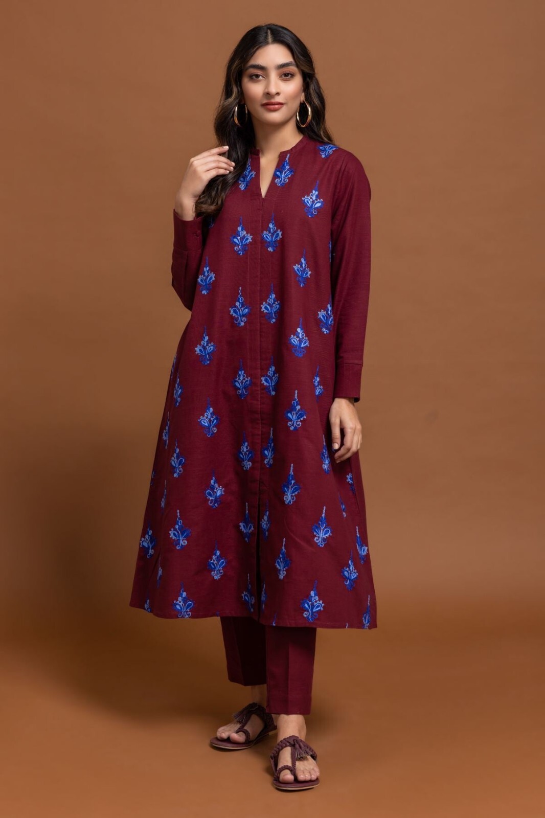 NWT KHAADI Sizes 10, 8 Embroidered Khaddar Kameez Fall/Winter Pakistani