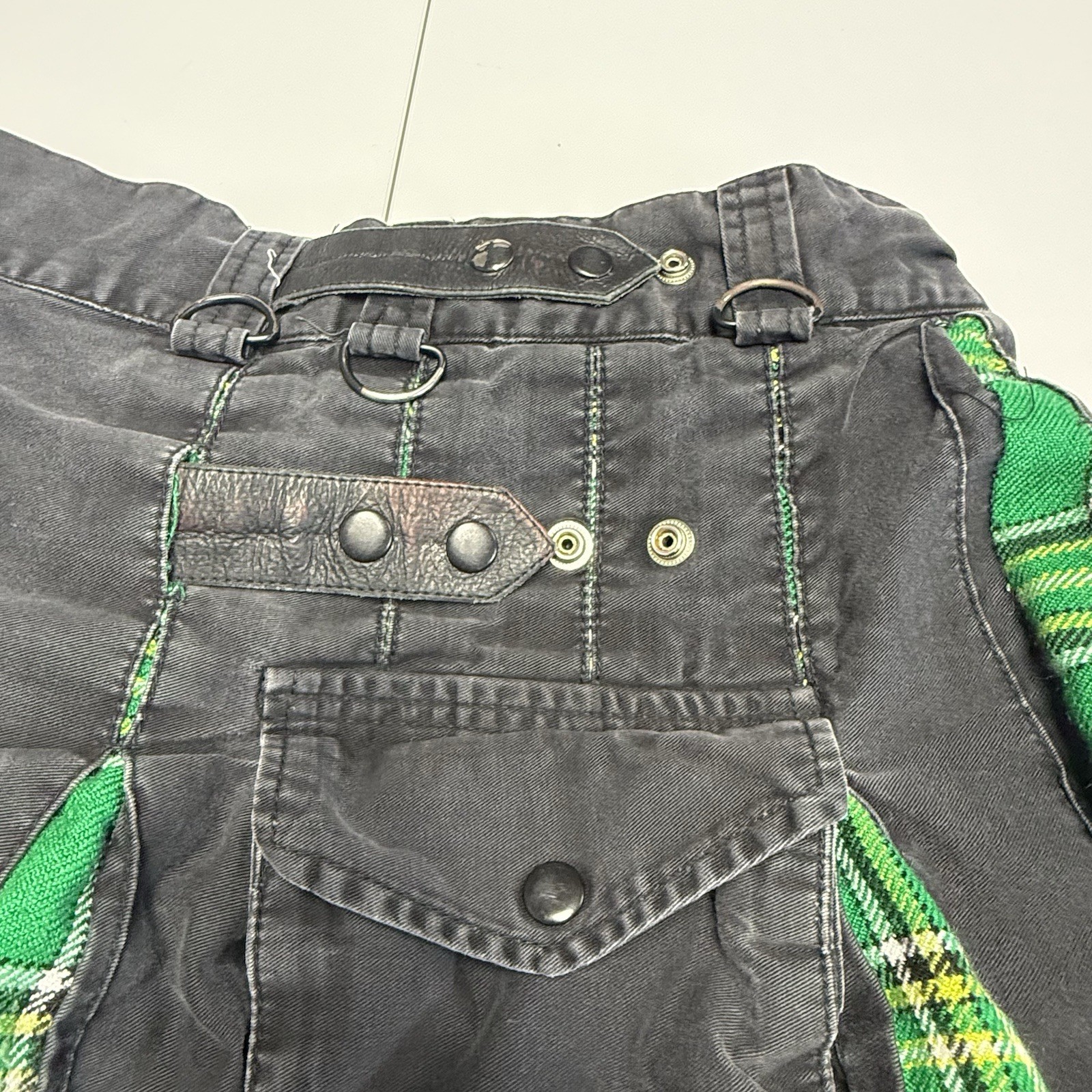 Vintage Kilt Mens 33 Grunge Black Green Utility Plaid Scottish Cargo Goth Skater