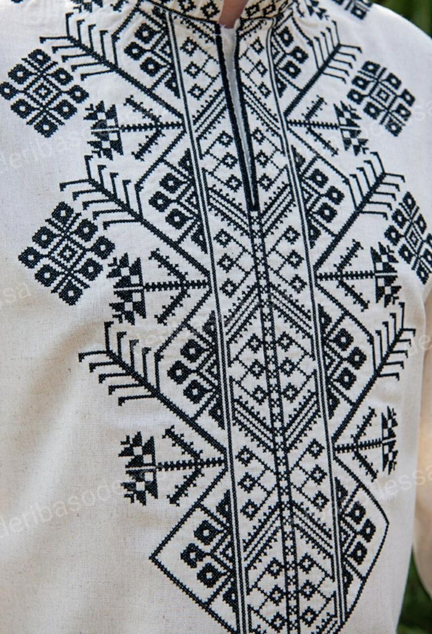Traditional Ukrainian men’s embroidered shirt Vyshyvanka XS,S,M,L,XL 2XL,3XL,4XL