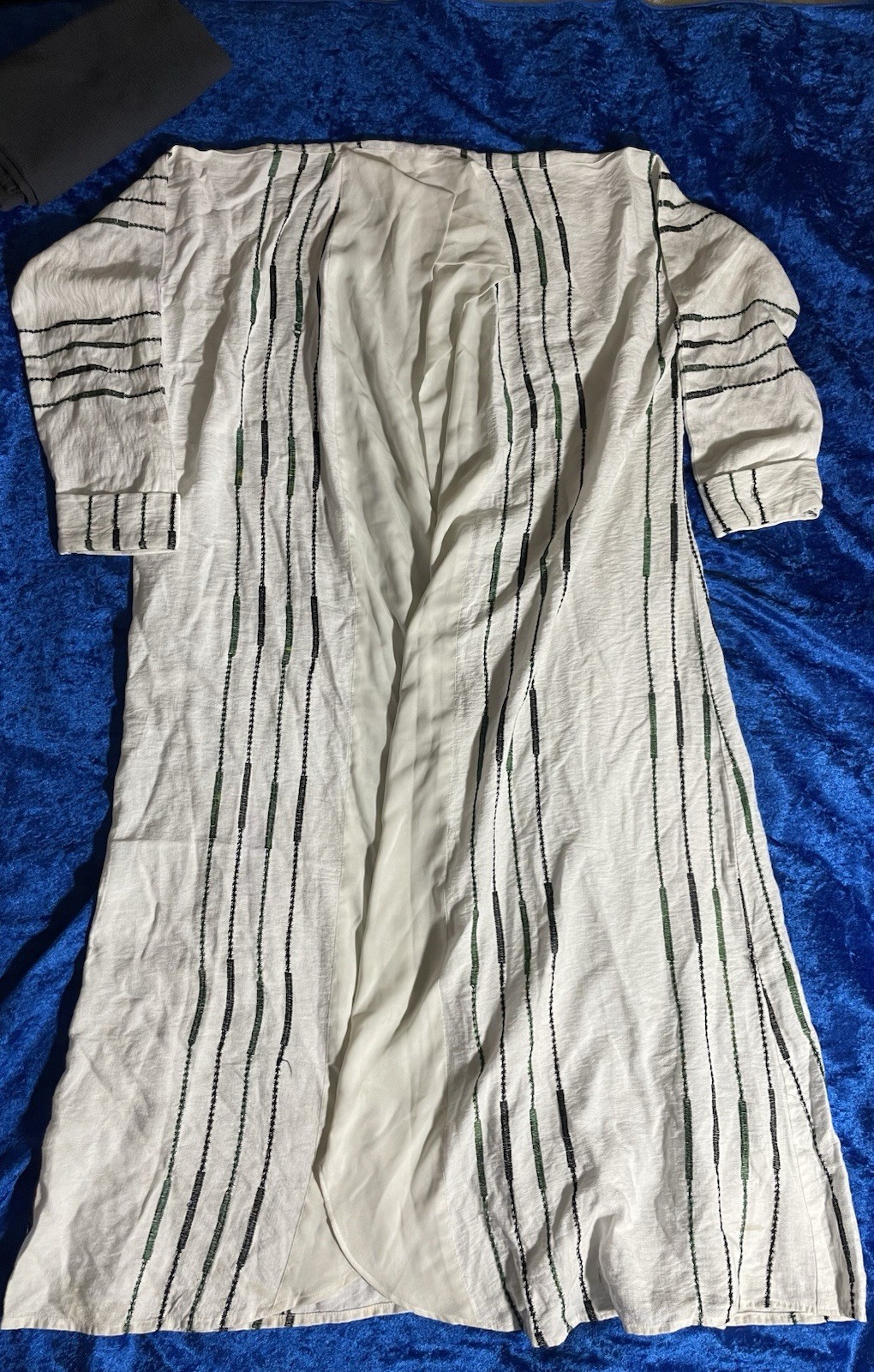 White Gray Stripe Linen Islamic Muslim Pakistani Robe With Hijab Scarf *Flaw*