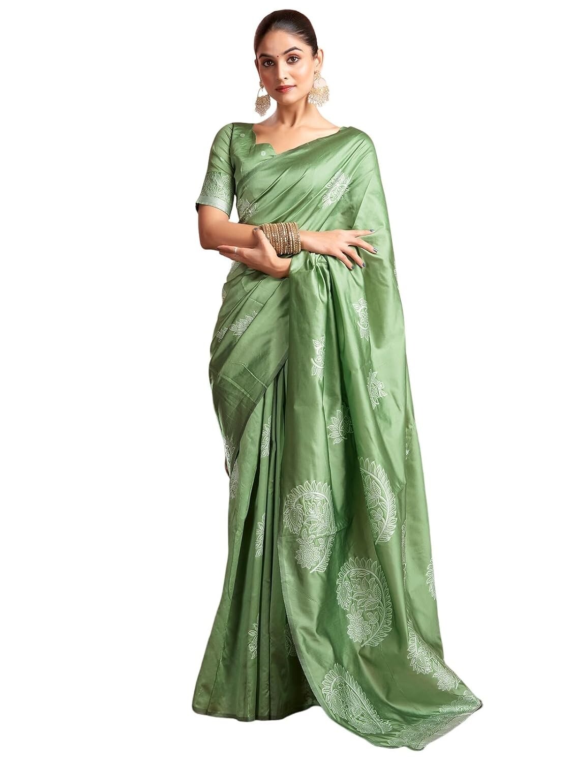 Women’s Silk Blend Banarasi Jacquard Saree with Unstitched Blouse Piece