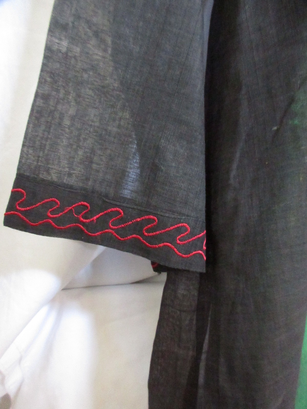 Le Riche Kurta Black Red & Green Unisex South Asian Tunic Metallic SZ XXXL EUC