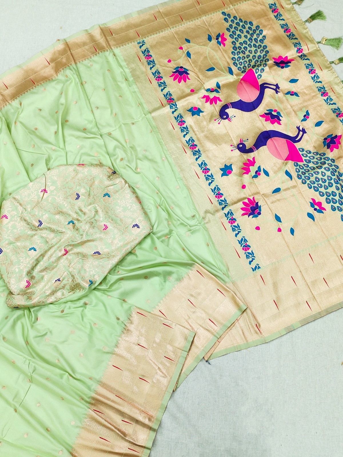 Soft Paithani Silk Saree with Gold Zari Weaving Motifs & Mee – Handmade in India