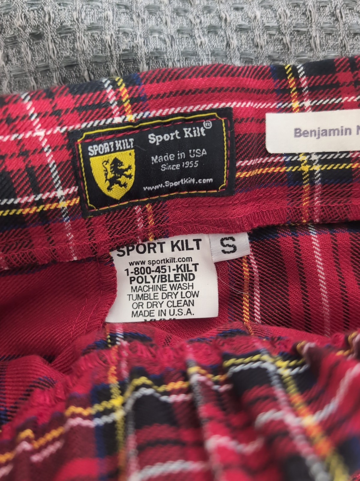 Sport Kilt Made in USA YOUTH S Red Plaid Pleated Inside Pocket Adjustable Waist