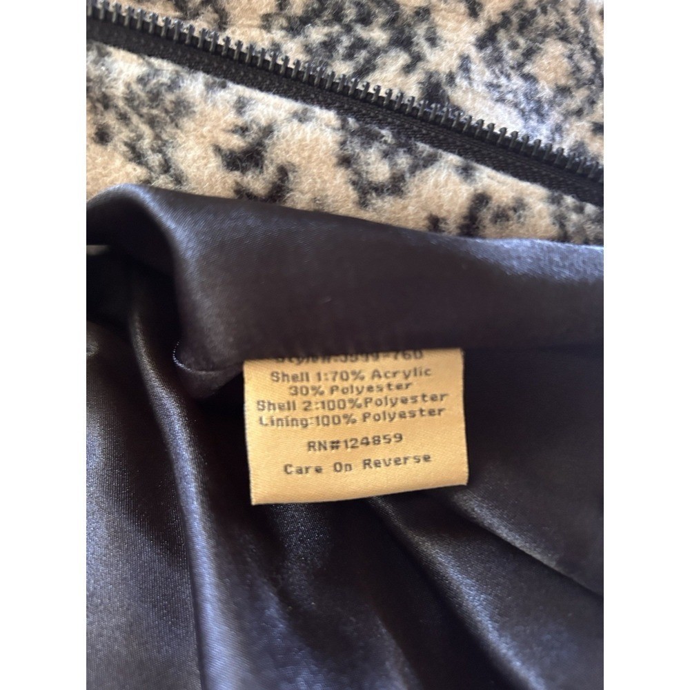 Upcountry By Du Monde Women’s Nordic Aztec Jacket Sz Medium Black Cream Flannel