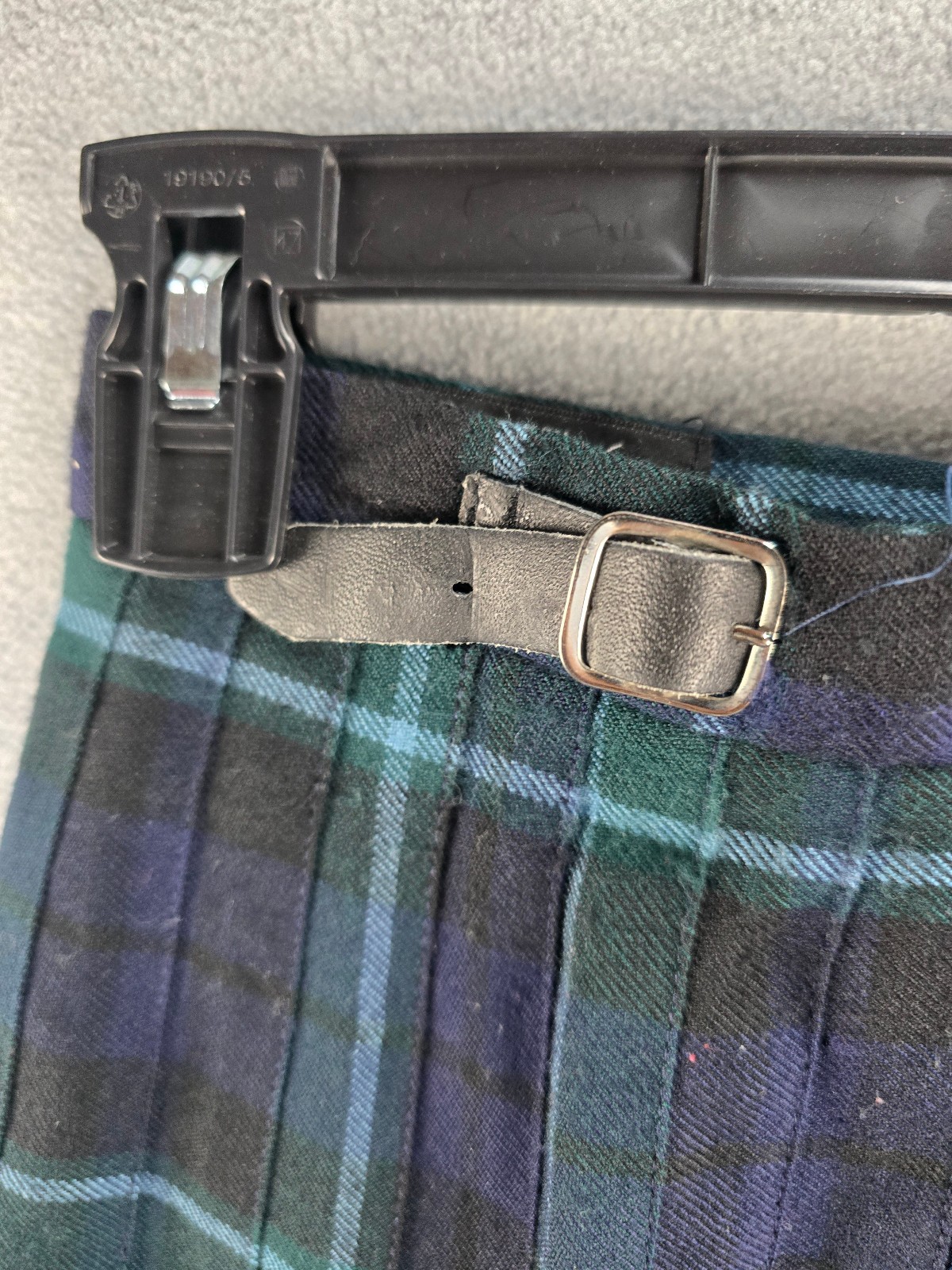 Strathmore Pure New Wool Scotland Kilt Age 12
