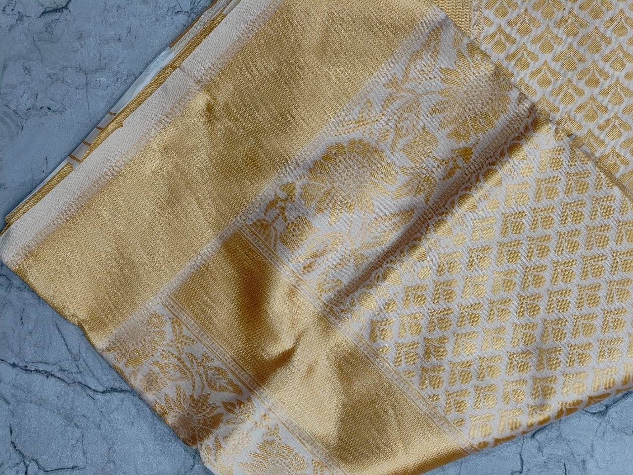 Women’s Woven Design Banarasi Style Soft Lichi Silk Saree With Blouse Piece Sari