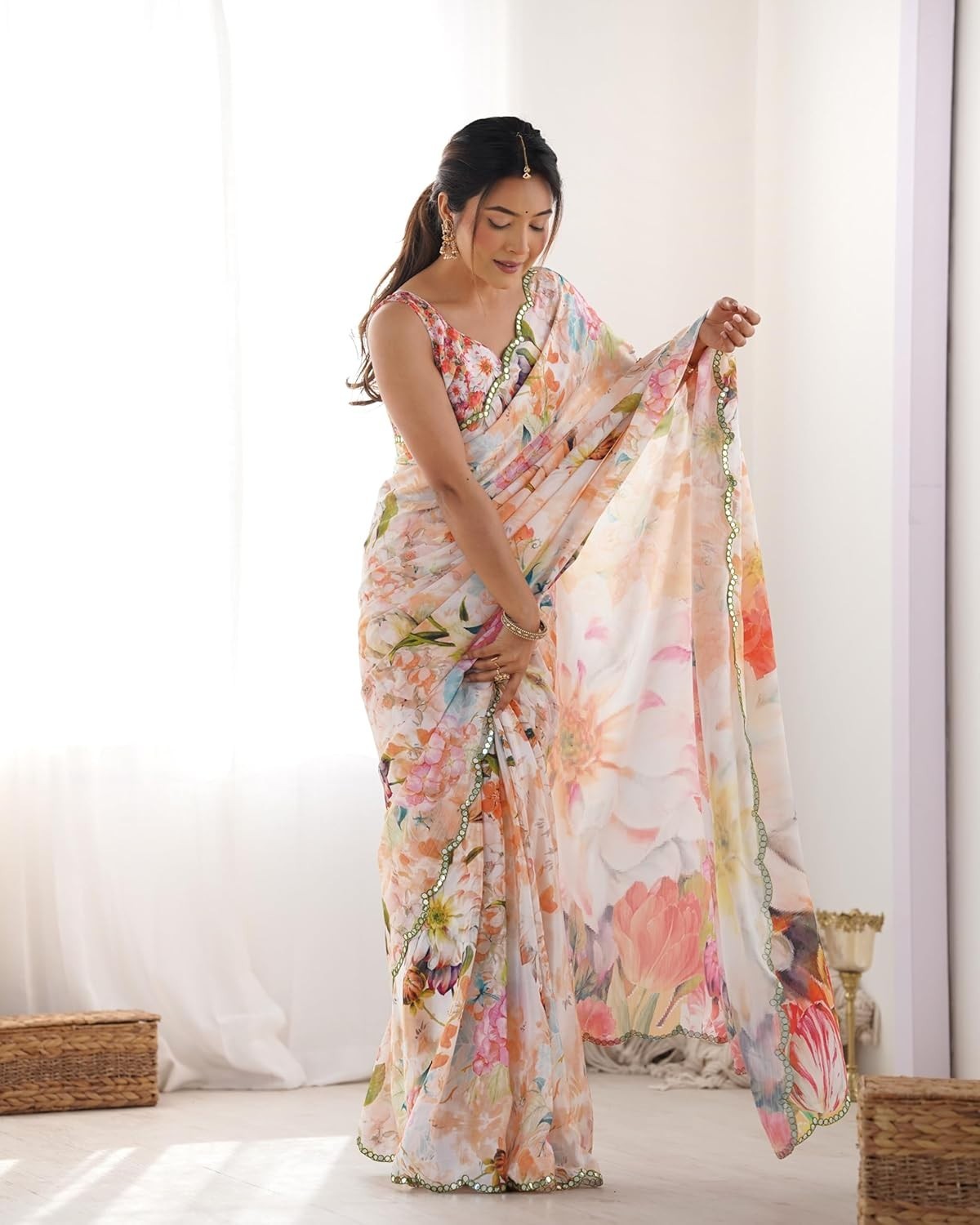 Women’s Chinon Digital Printed Saree with Unstitched Blouse Piece