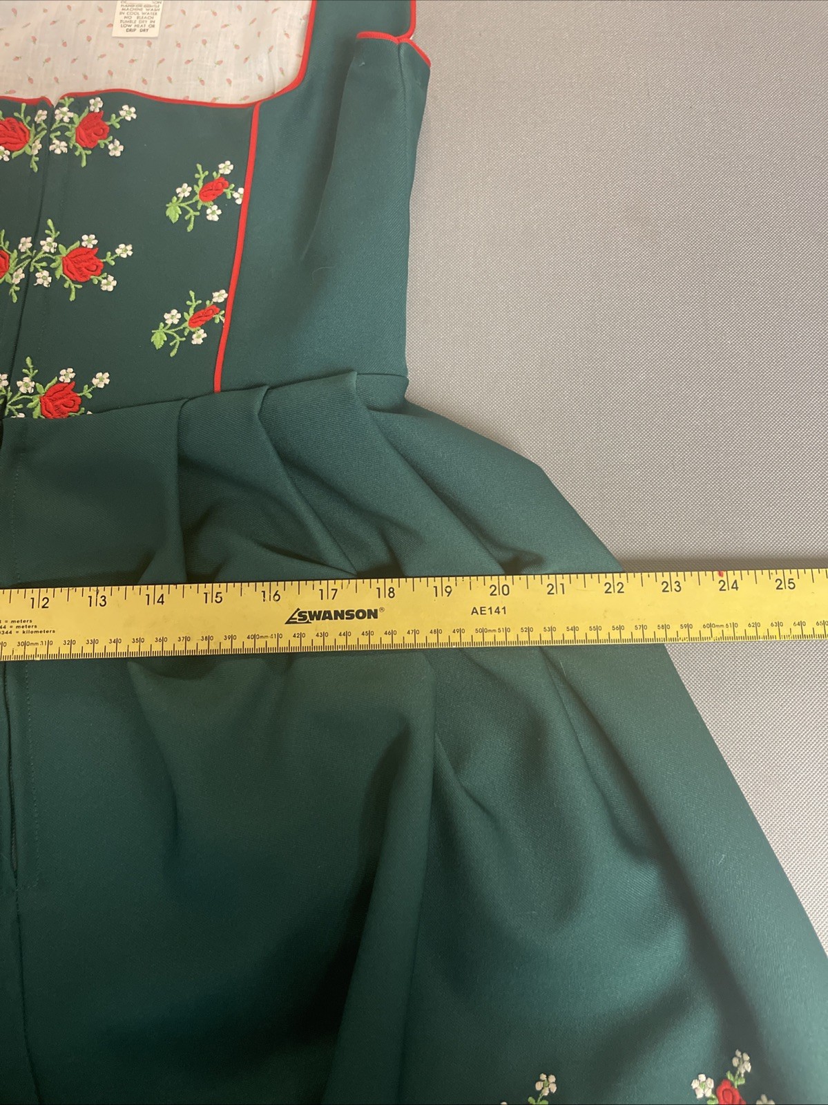 Vintage 1980s 90s 3 Piece Oktoberfest Dirndl Dress by Licht Trachtenhaus | S/M