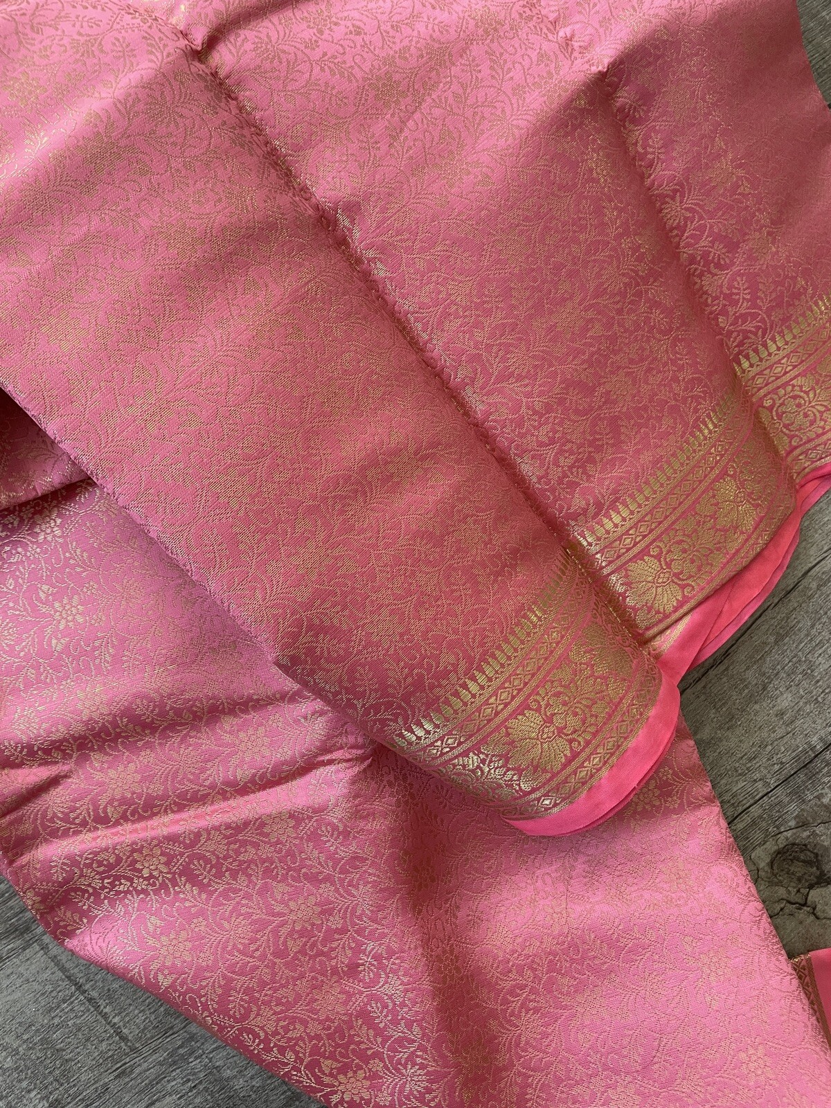 Indian Women’s NWT Brocade Artificial Silk Sari PINK/PEACH Golden Border SAREE