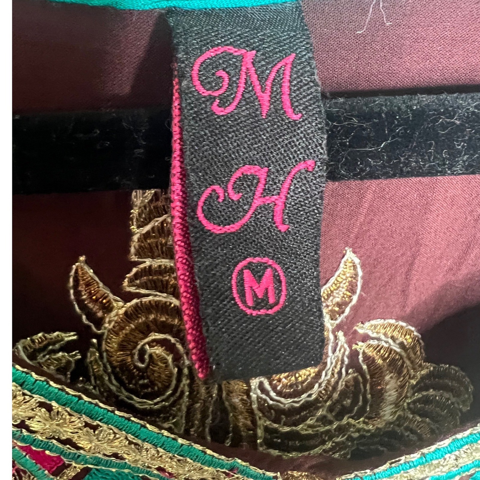 MH Burgundy Embroidered Sleeveless Kurti Tunic Teal Trim Medium