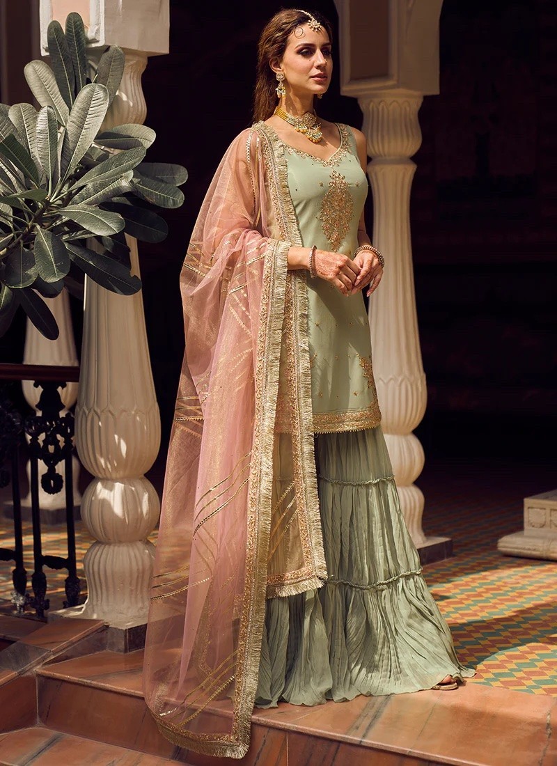 Brand New Lashkaraa Light Green Embroidered Sharara Suit – XS