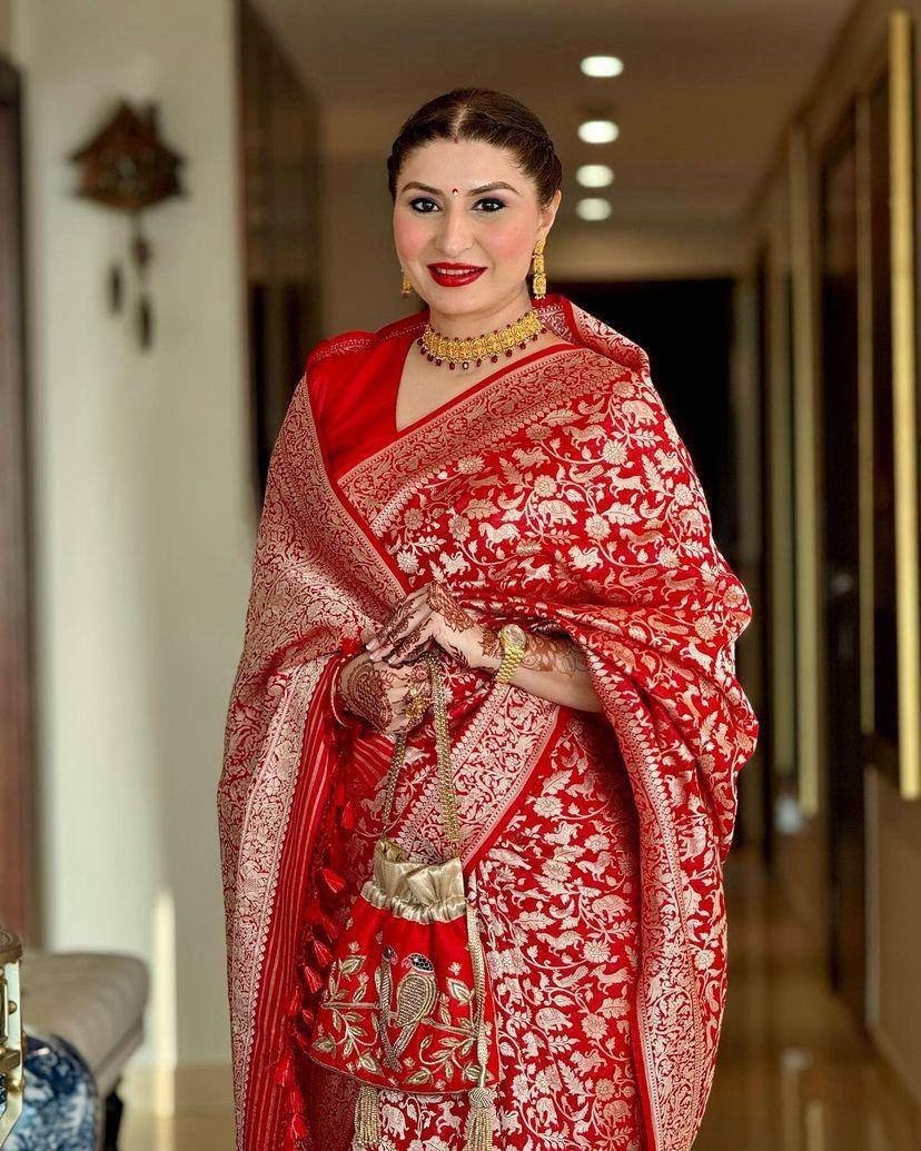 Indian Wedding Saree Red Silk Jacquard Woven Bridal Party Bollywood Bridal Party