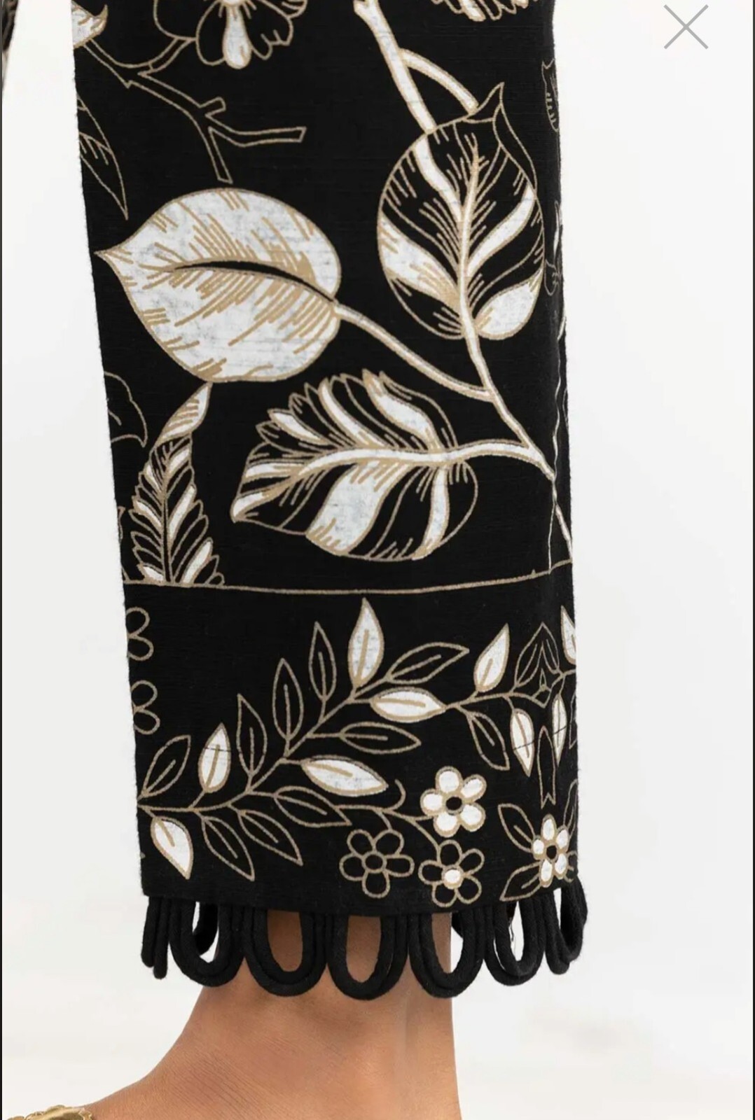 NWT Gul Ahmed Size M Khaddar Screen Printed Trousers Pakistani Designer