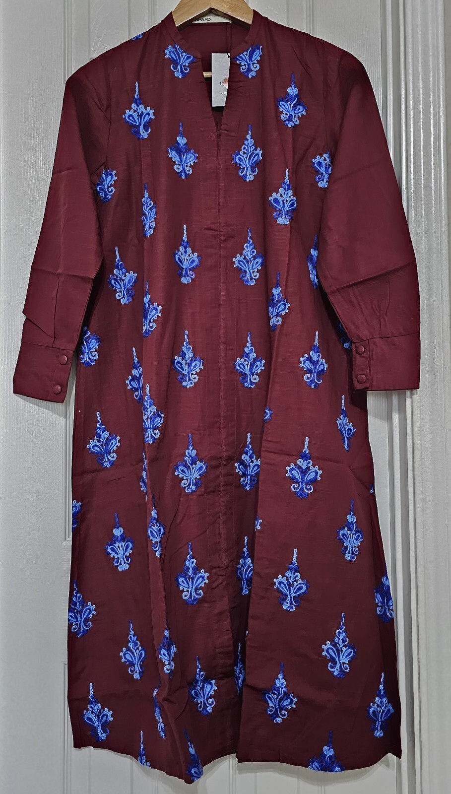 NWT KHAADI Sizes 10, 8 Embroidered Khaddar Kameez Fall/Winter Pakistani