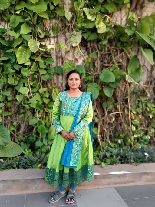 Women Parrot Green Anarkali Gown with Teal Blue Dupatta Set For Onam