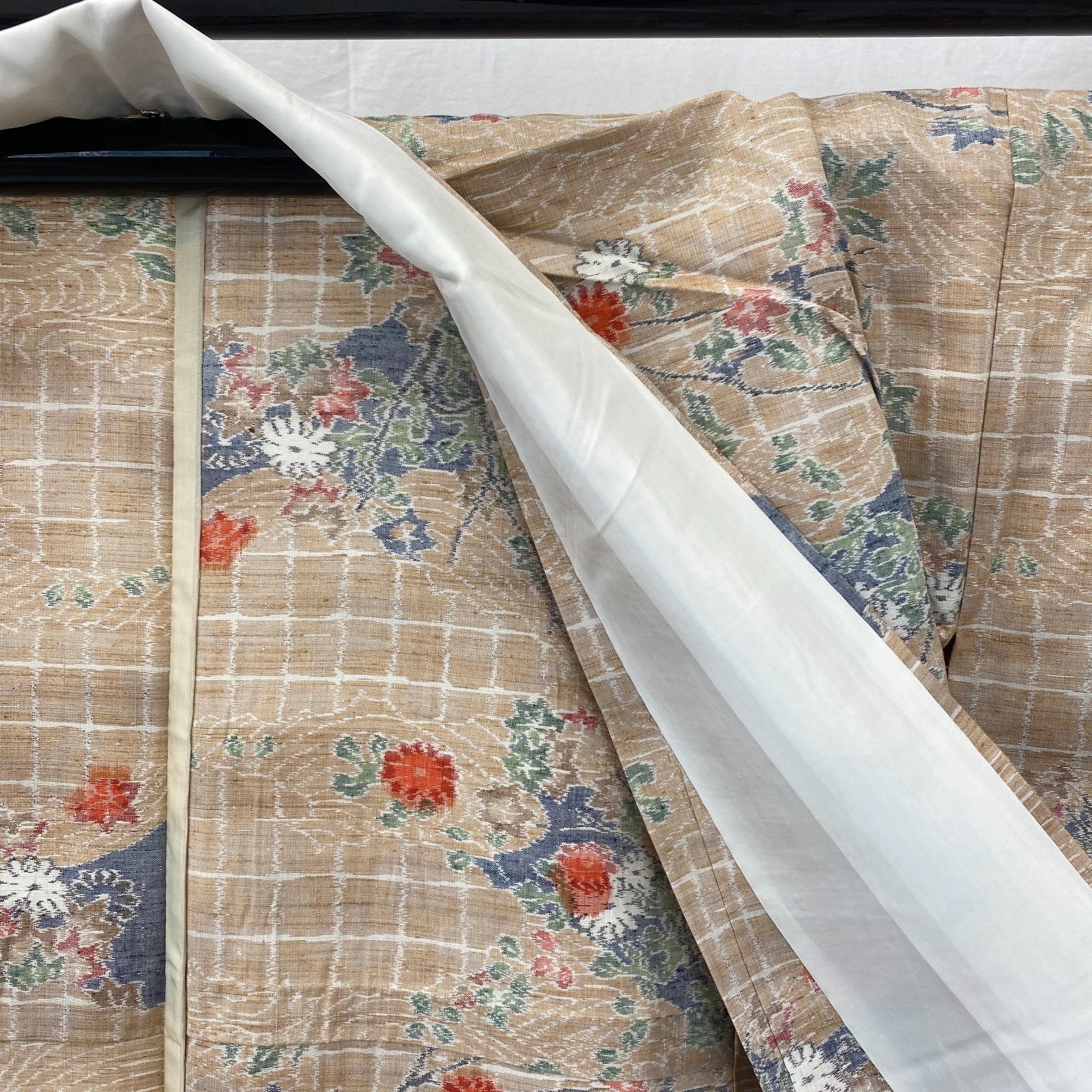 Japanese Vintage Kimono Silk Beige No Lining Traditional Authentic Length 62 in