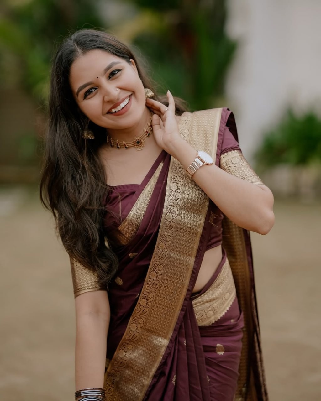 Elegant Wine Purple Silk Saree – Traditional Antique Gold Zari Border