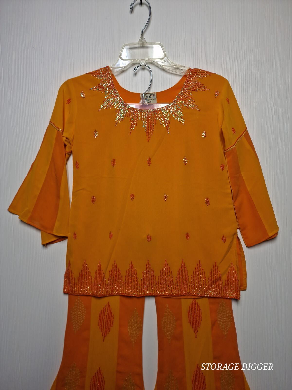 Indian Dupatta Kurta Sharara Set Women’s 36 Orange Sequin Round Neck Formal