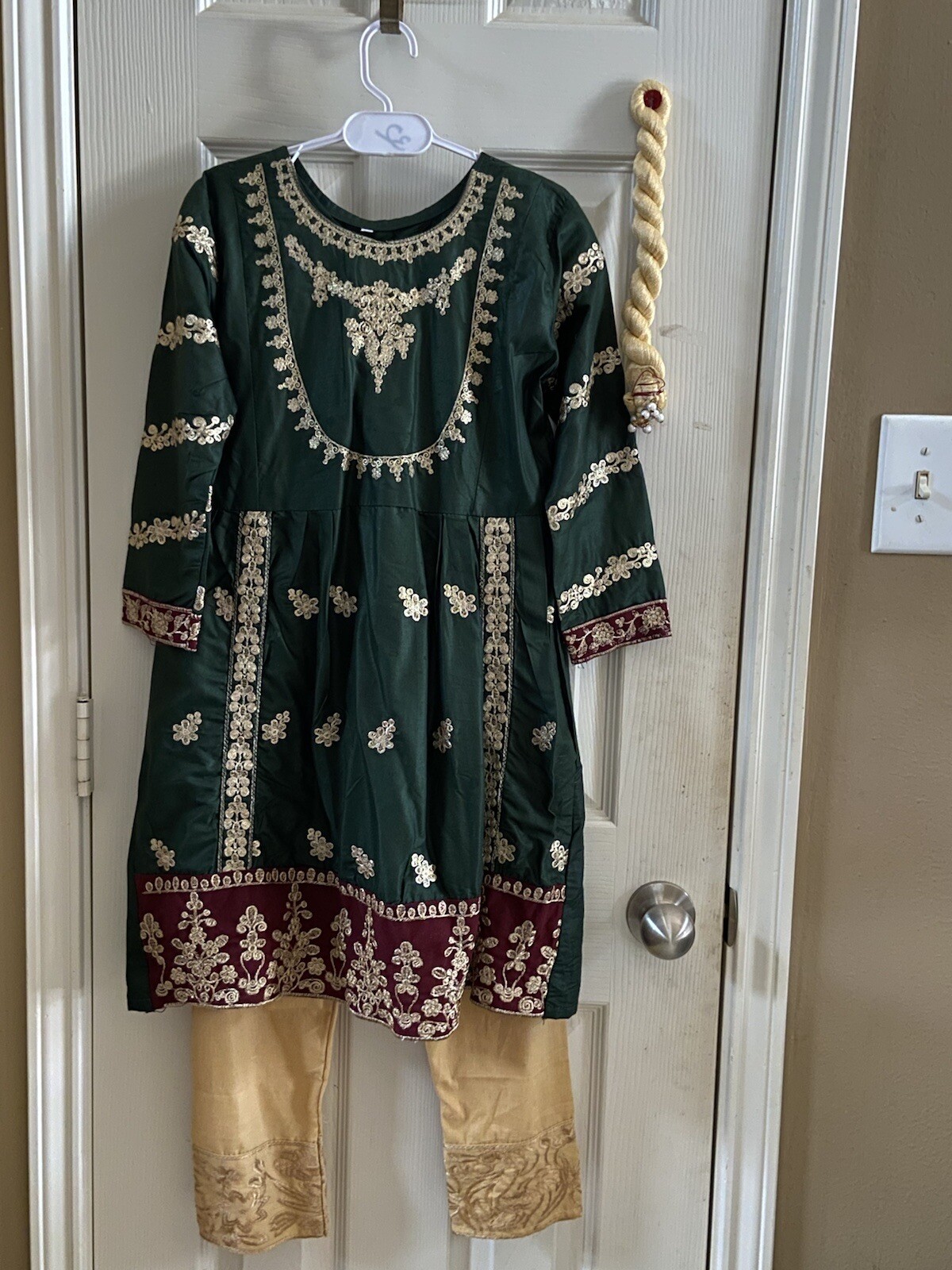 Pakistani Designer Maria B Girl Embroidery Lawn / Cotton Kameez Trouser Suits