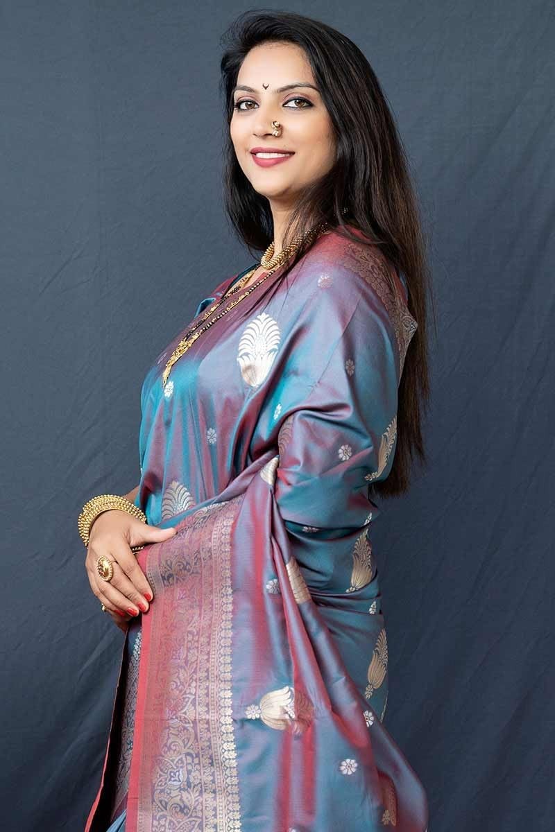 Womens Kanjivaram Banarasi Silk Saree Patola saree with Unstitched blouse piece