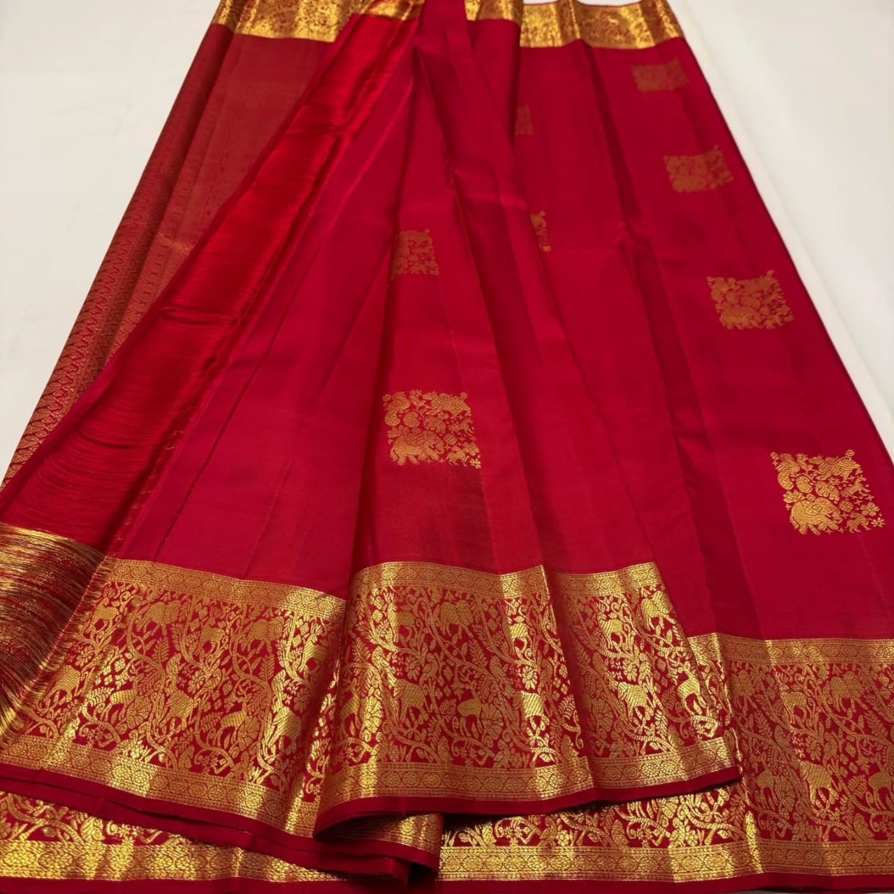 New Stylish Saree – Traditional Indian Wedding & Festival Wear Saree for Women