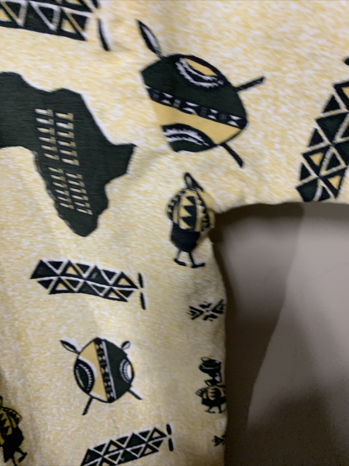 African Traditional Men’s Dashiki Shirt Olive/Gold With Green Patterns Size S