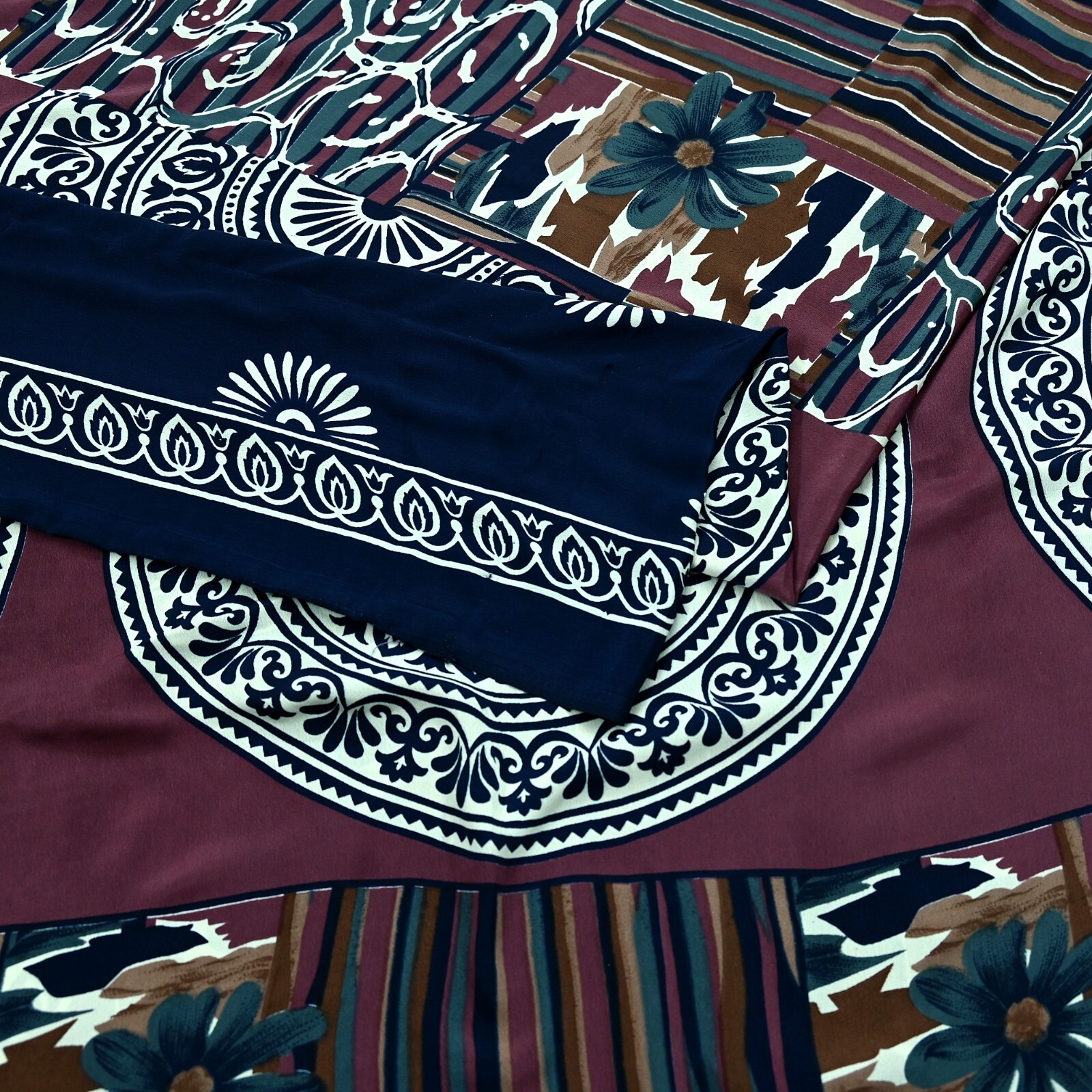 Vintage Sari Pink & Blue Moss Crepe Printed Sarees Craft Fabric 5yd Sewing Soft