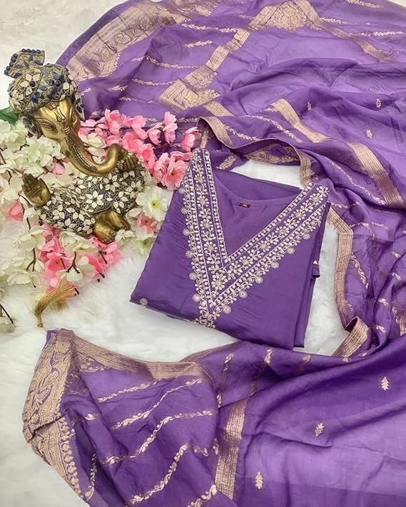 Women’s Kurta, Pant & Dupatta Set in Viscose Chanderi & Jute Silk, Ankle Length