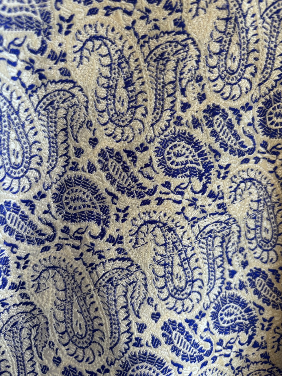 Royal blue and cream color Bomkai sari with fall & pico it has tiny hole & spots