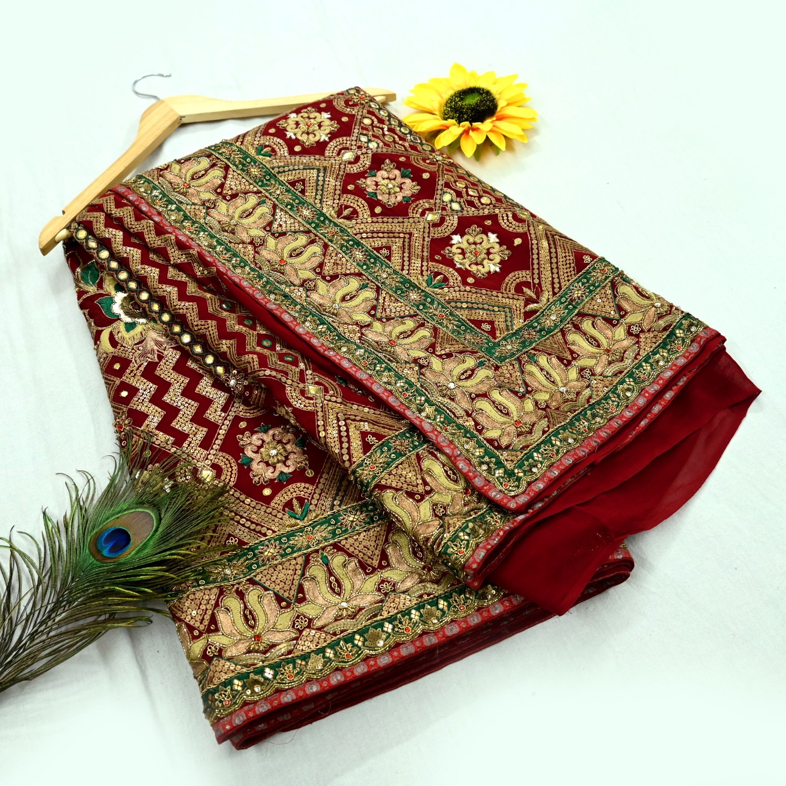 Pre-owned Sari Maroon Pure Georgette Silk Hand Embroidered Anamika Khanna sarees