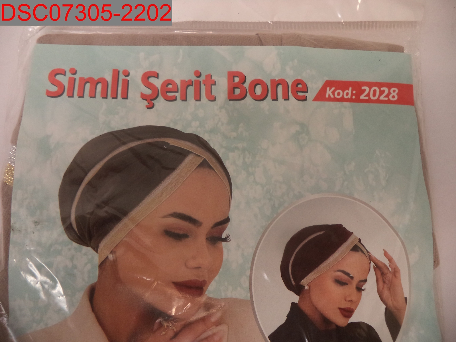 NWOT – Simli Serit Bone Women’s Beige, Gold & Silver Hair Bonnet, One Size