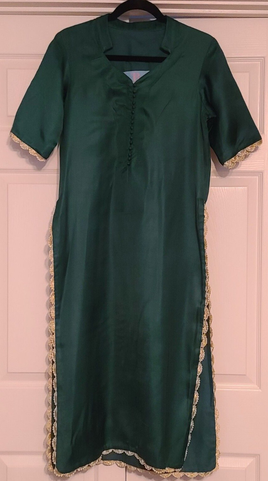 Traditional Indian Kurta Green Lined with Gold lace/Pearl Bead Trim Trupti Bhula