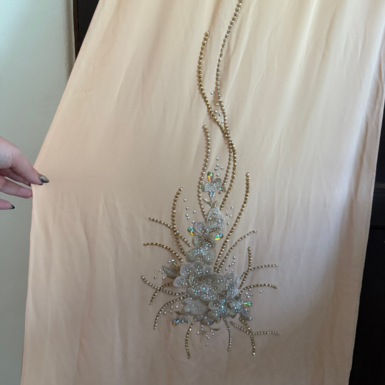 Vintage Peach Vietnamese Ao Dai | Beaded, Sheer panel Sequin Approx Size Small