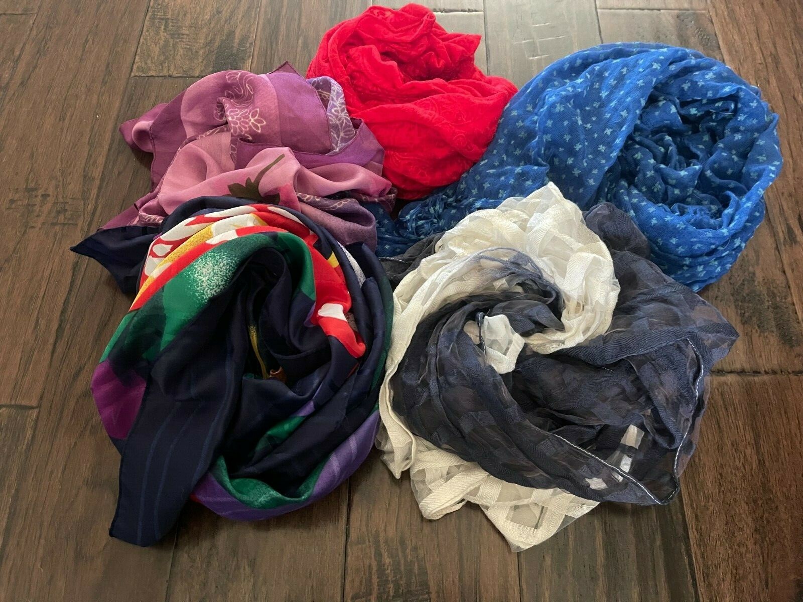 Lot of 5 scarves scarf red blue purple white infinity circle rectangle bundle